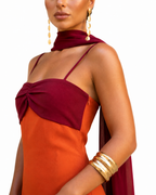 Zahara | Vestido naranja con escote en rojo