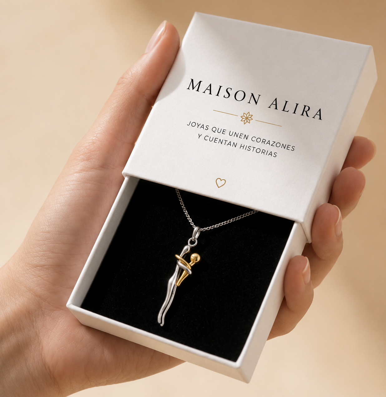 Maison | Collar Abrazo Eterno