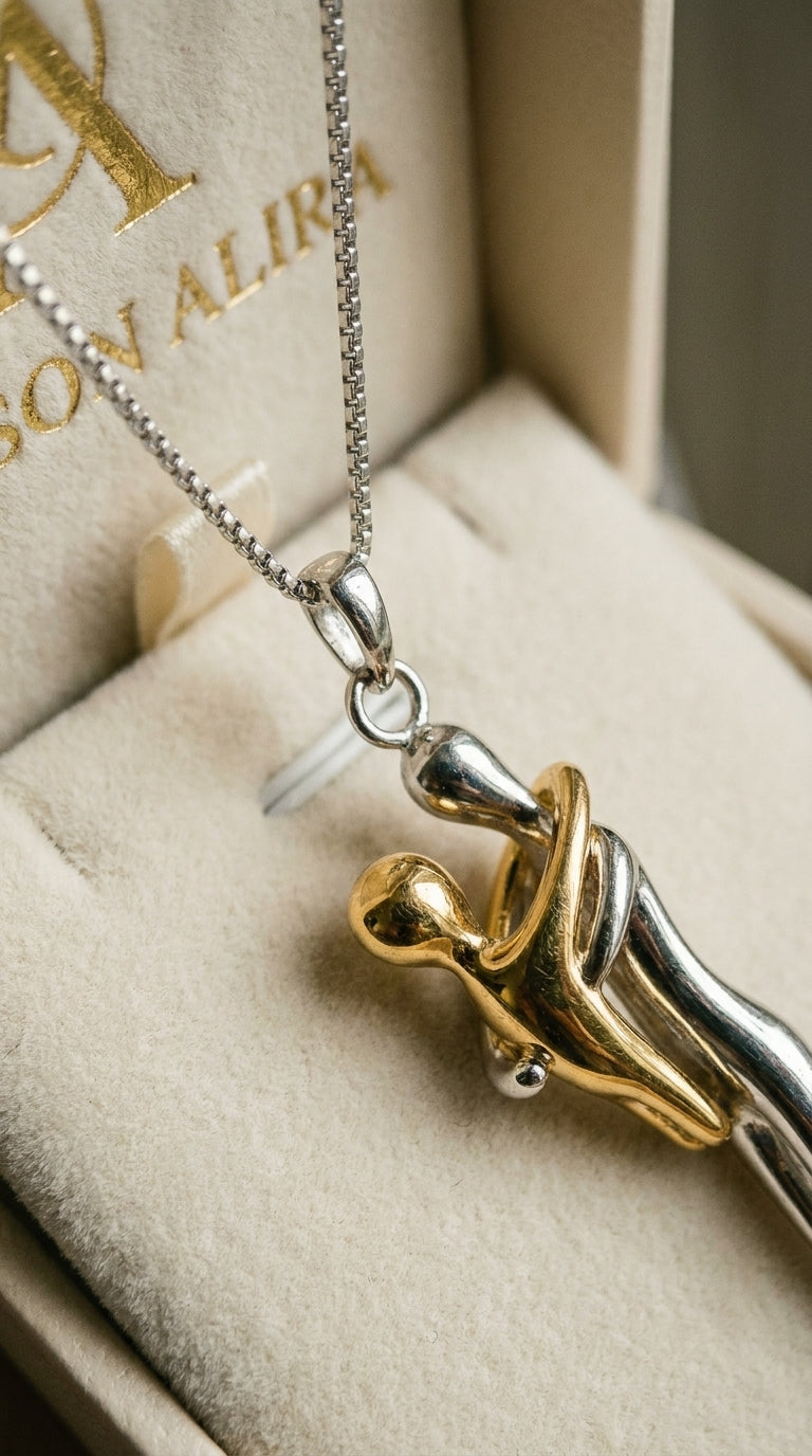 Maison | Eternal Embrace Necklace