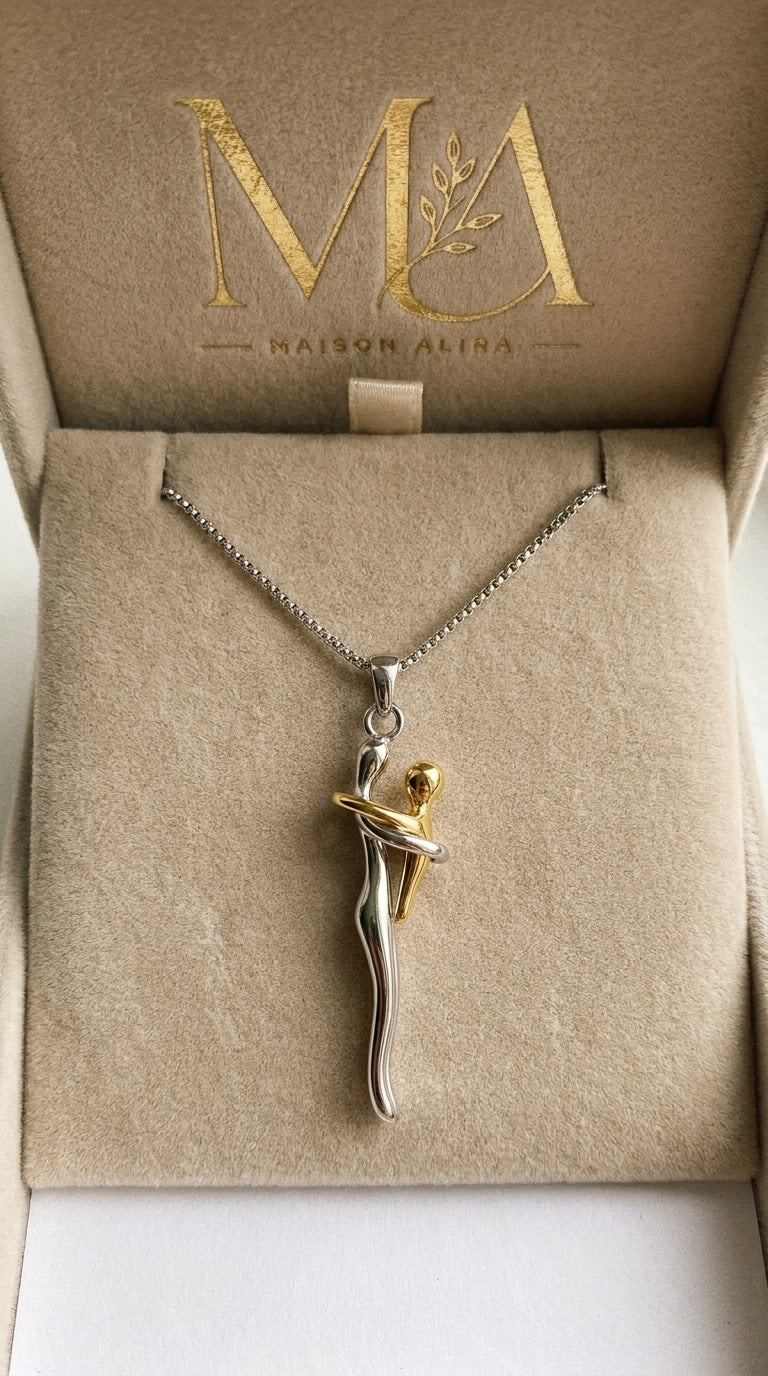 Maison | Eternal Embrace Necklace