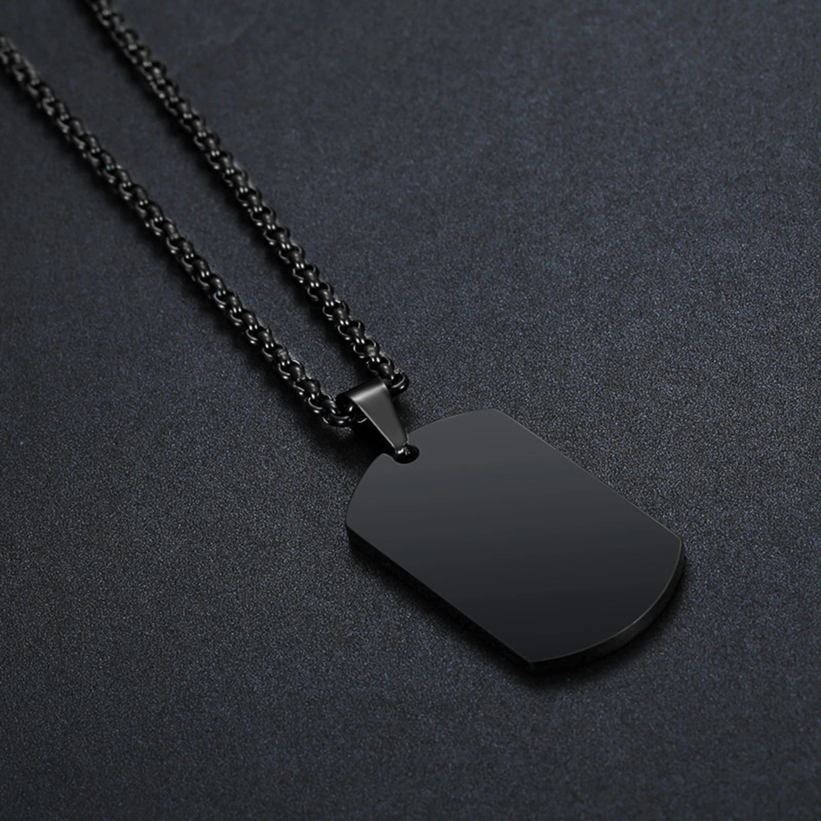 Minimal | Collar de placa en acero premium